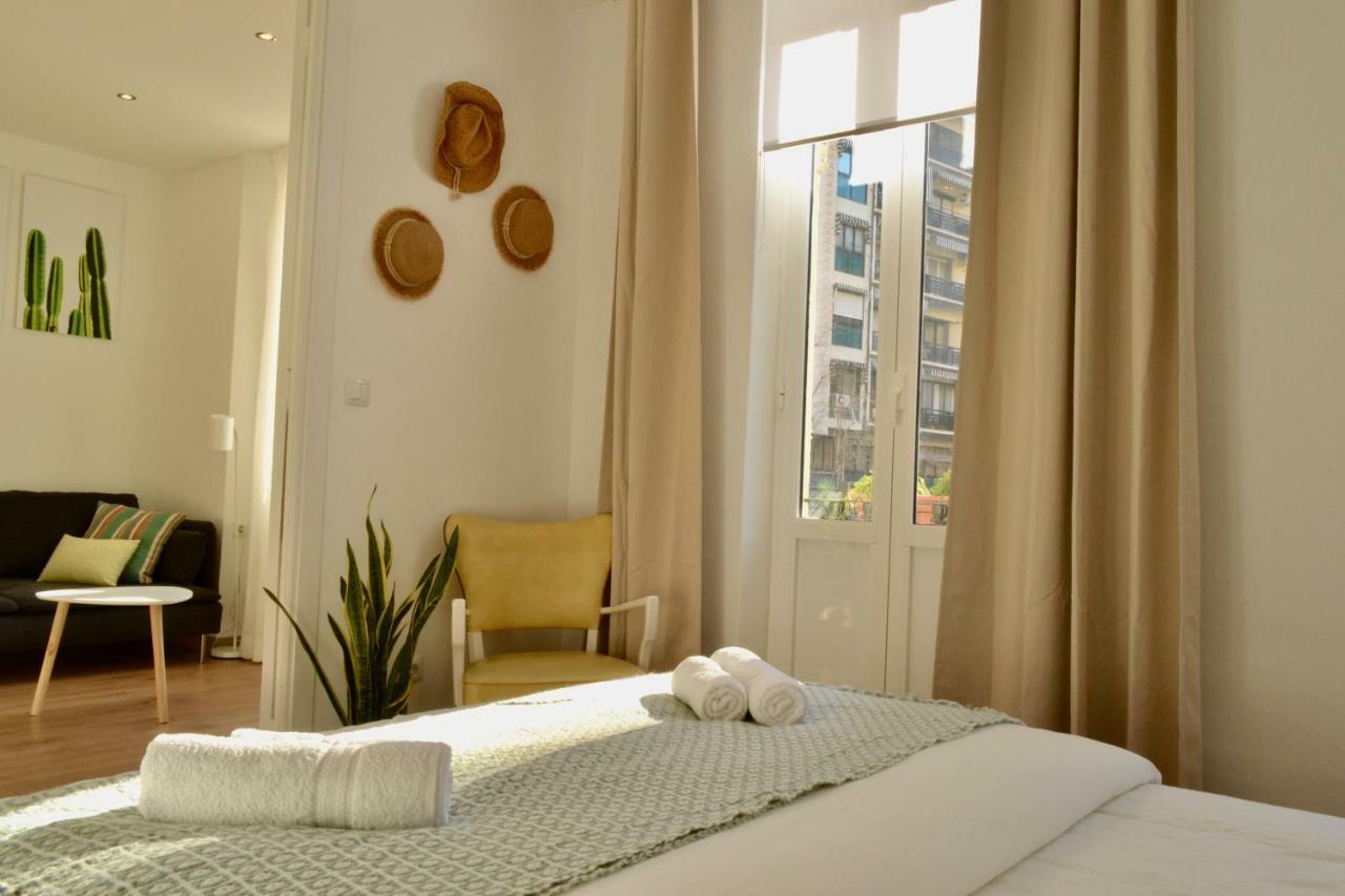Hola Valencia - Holiday Apartments Dış mekan fotoğraf